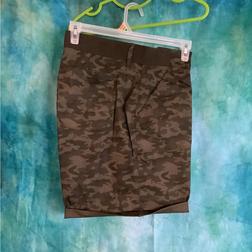Lee Rider Camo Utility Shorts - Picture 2 of 2